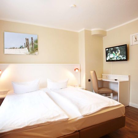 Hotel Ostseehalle Kiel By Premiere Classe Buitenkant foto