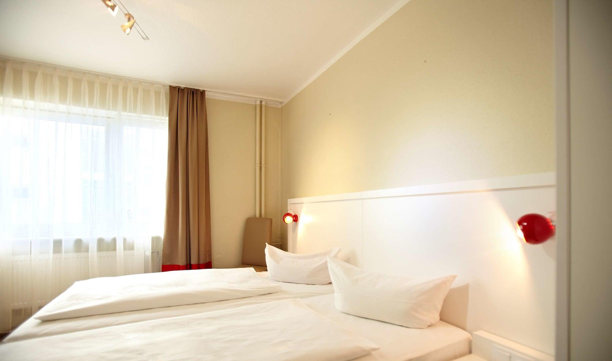 Hotel Ostseehalle Kiel By Premiere Classe Buitenkant foto
