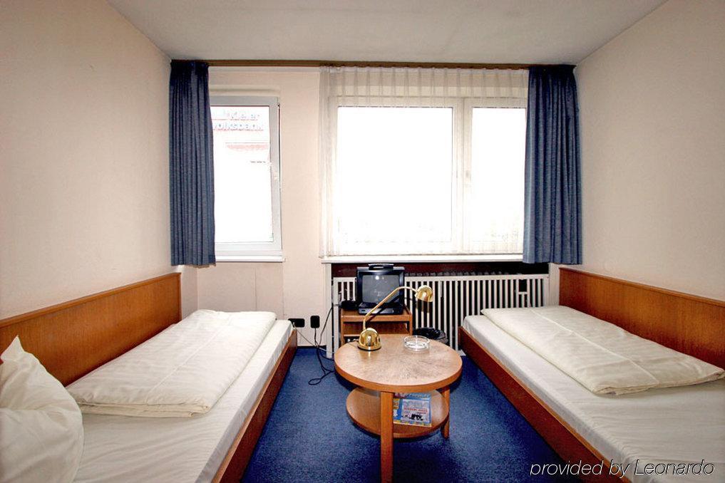 Hotel Ostseehalle Kiel By Premiere Classe Buitenkant foto